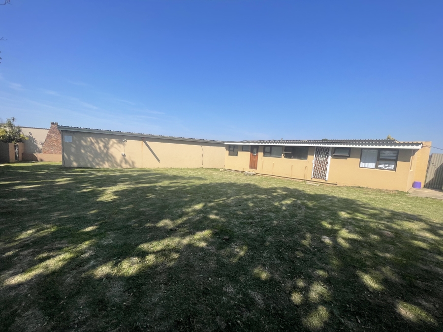 4 Bedroom Property for Sale in Cove Ridge East Eastern Cape